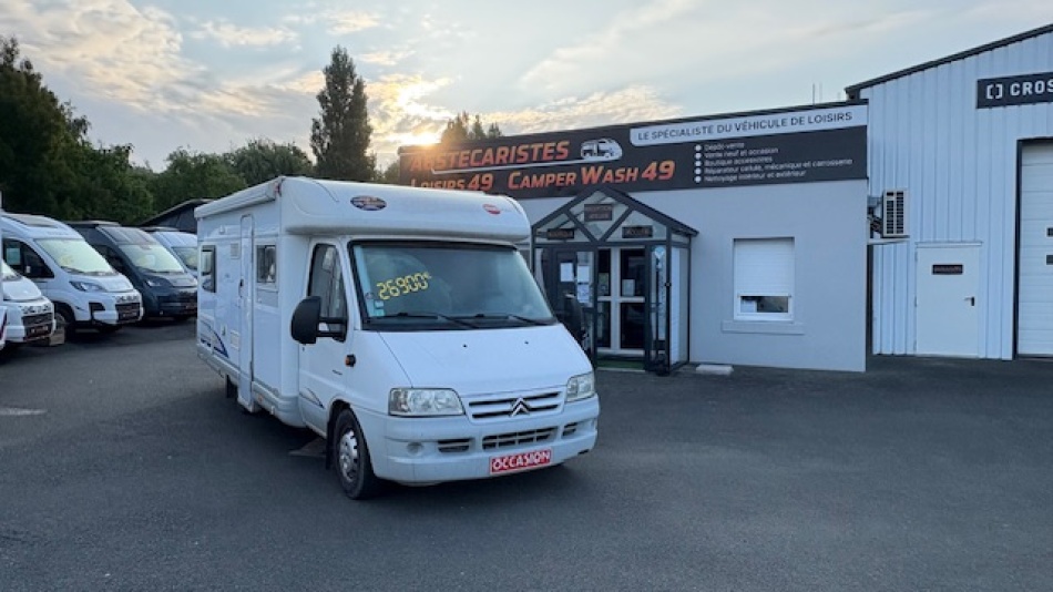 camping car BURSTNER  T 615 modèle 2004