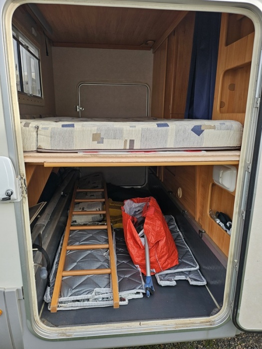 ADRIA  ADRIATIK 680 SK