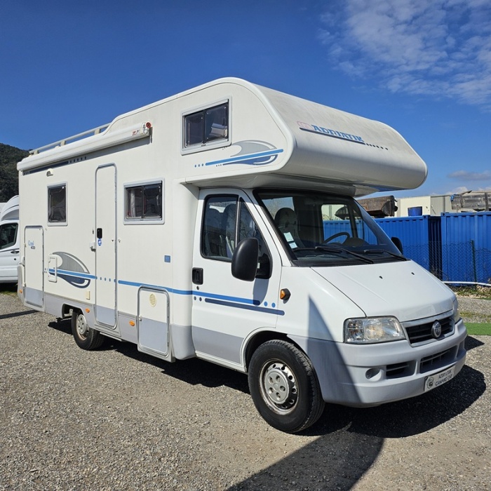 ADRIA  ADRIATIK 680 SK