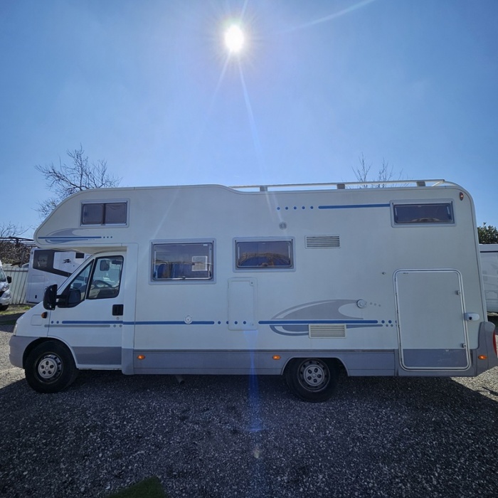 ADRIA  ADRIATIK 680 SK