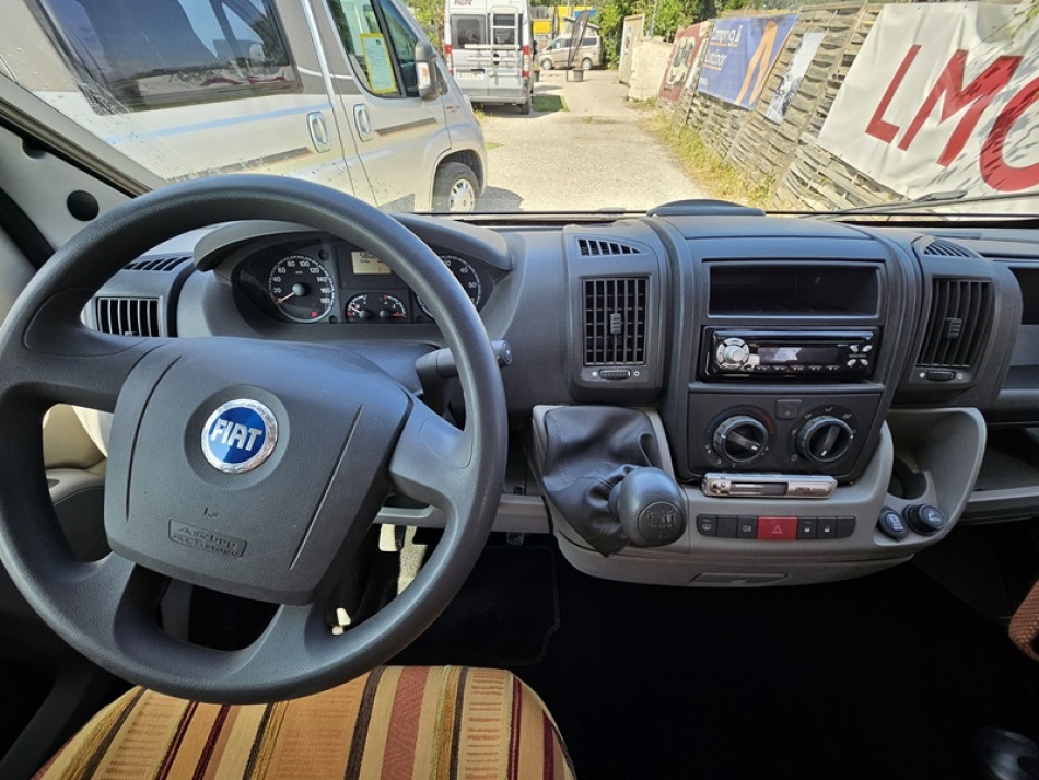 BURSTNER  T 635