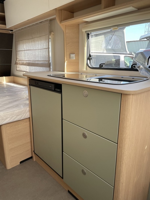 LMC  STYLE 460 E