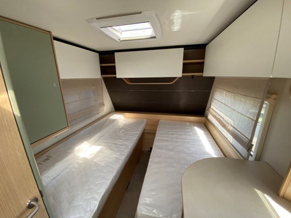 LMC  STYLE 460 E