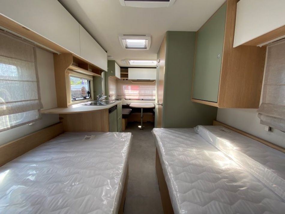 LMC  STYLE 460 E