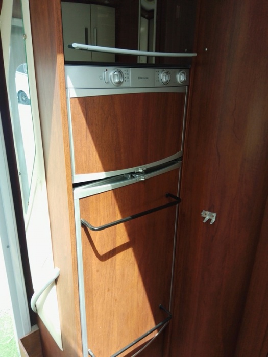 ELNAGH  PRINCE 580 L