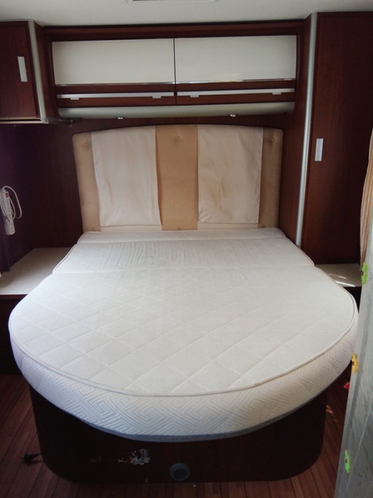 ELNAGH  PRINCE 580 L