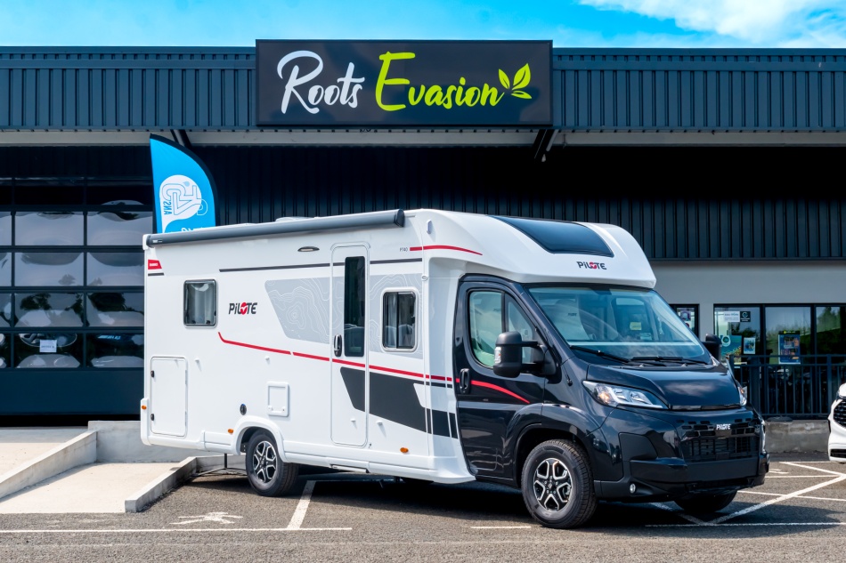 camping car PILOTE  EVIDENCE P 740 FC mod&egrave;le 2026