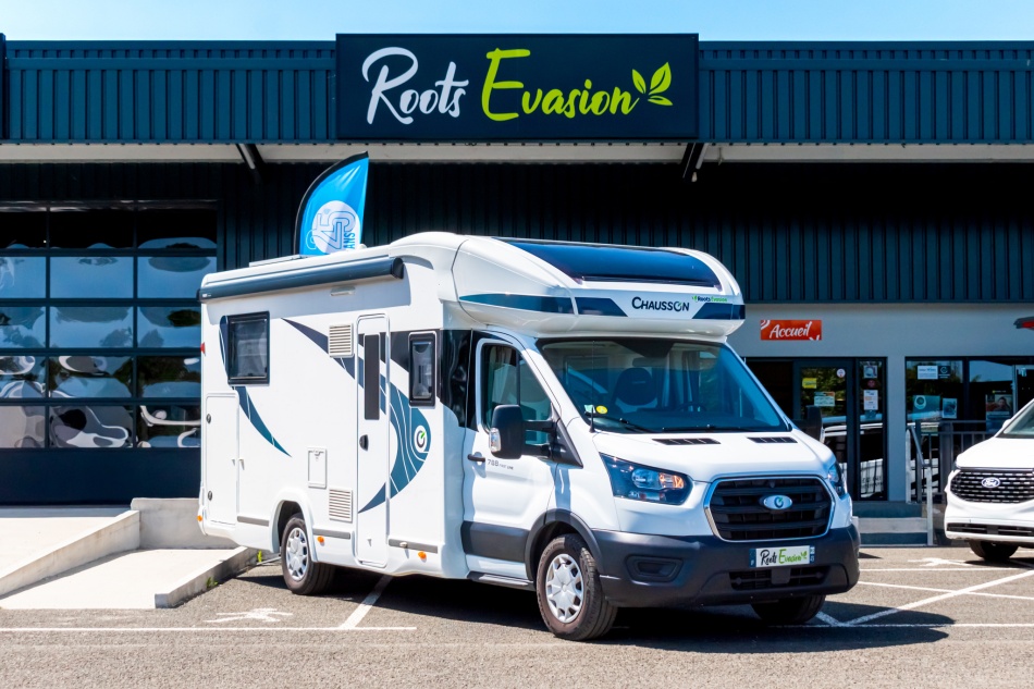 camping car CHAUSSON  FIRST LINE 788 mod&egrave;le 2022