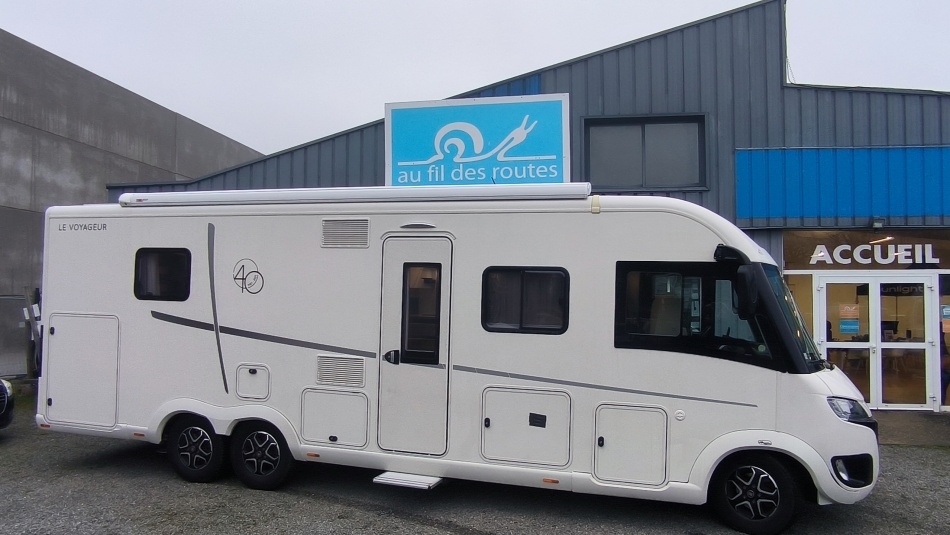 camping car LE VOYAGEUR  8.5 CF LV mod&egrave;le 2021