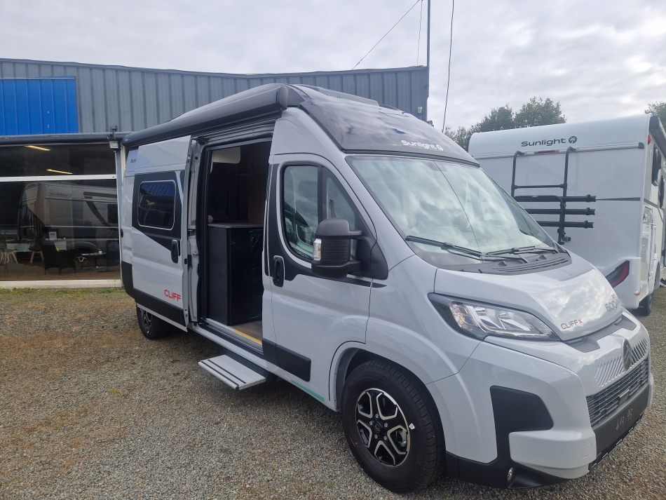 camping car SUNLIGHT  CLIFF 600 X RT modèle 2026