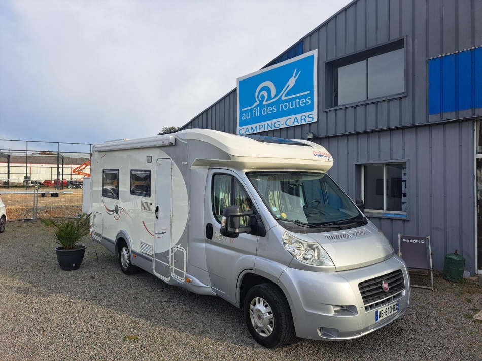 camping car CHALLENGER  MAGEO 112 modèle 2009