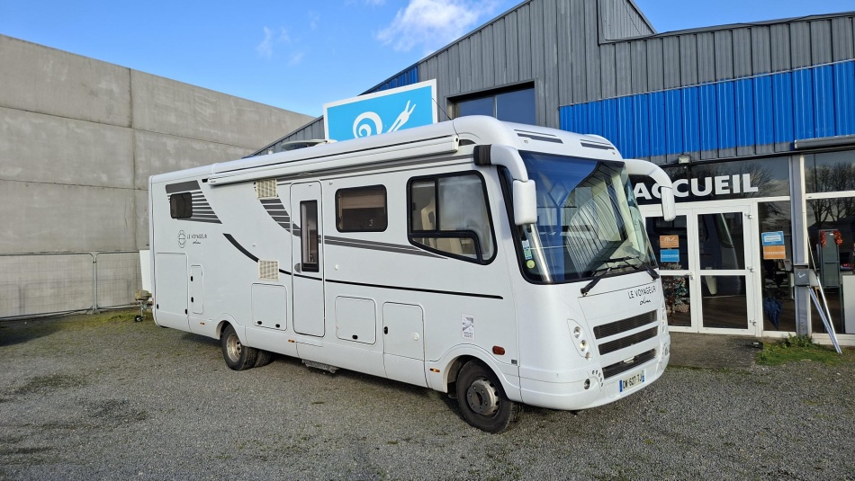 camping car LE VOYAGEUR  LINER 874 mod&egrave;le 2015