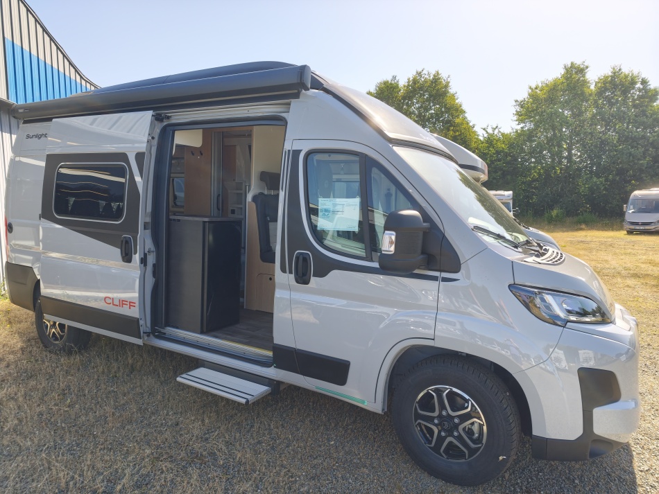 camping car SUNLIGHT  CLIFF 600X mod&egrave;le 2026