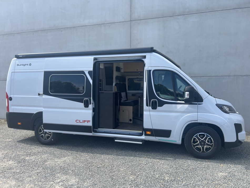 camping car SUNLIGHT  CLIFF 640 X mod&egrave;le 2026