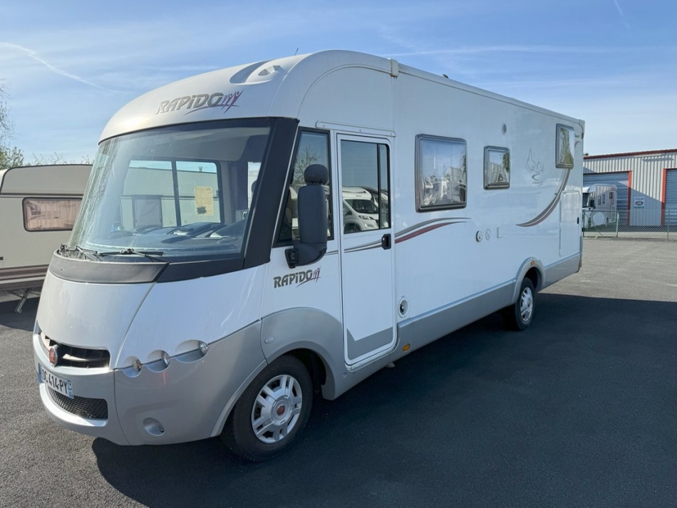 camping car RAPIDO  S8 866F modèle 2013
