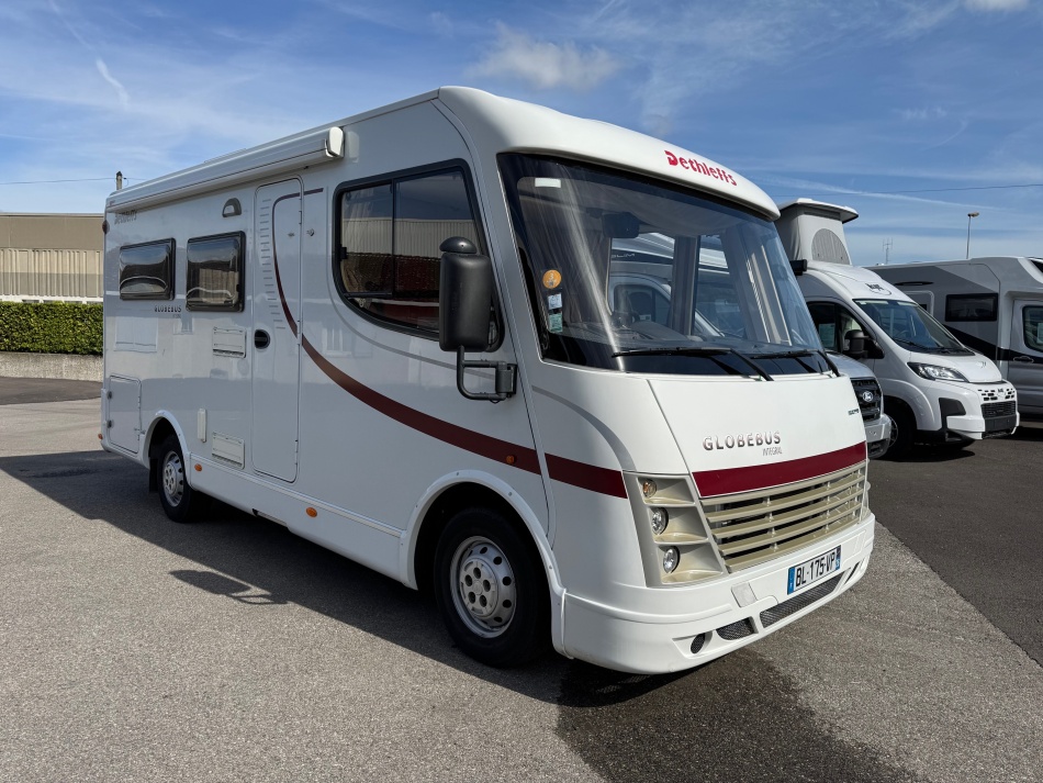 camping car DETHLEFFS  GLOBEBUS 1 modèle 2008