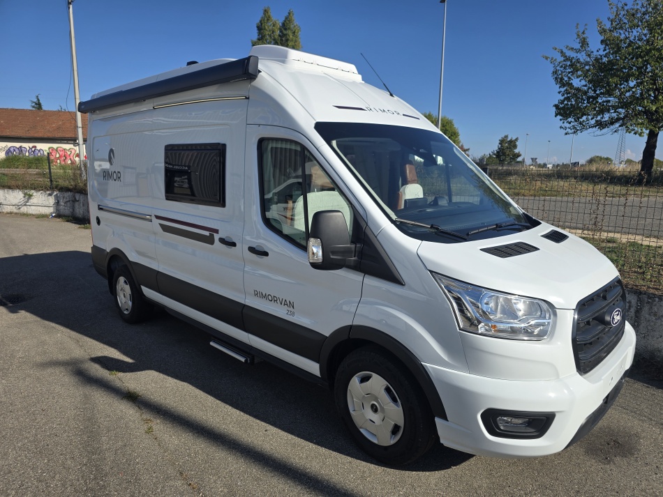 camping car RIMOR  VAN 238 mod&egrave;le 2027