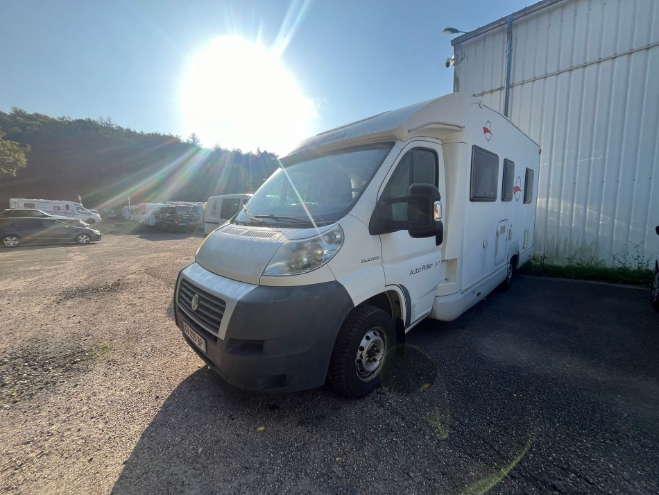 camping car ROLLER TEAM  CAMPING CAR PROFILE AUTO ROLLE modèle 2007