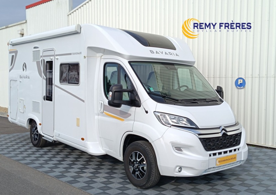 camping car BAVARIA  T696 . modèle 2021
