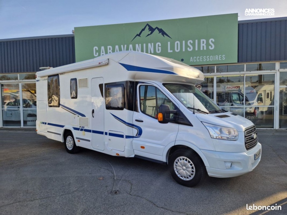camping car CHAUSSON  FLASH 718 EB modèle 2015