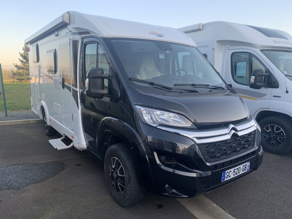 camping car CARADO  V 337 modèle 2021