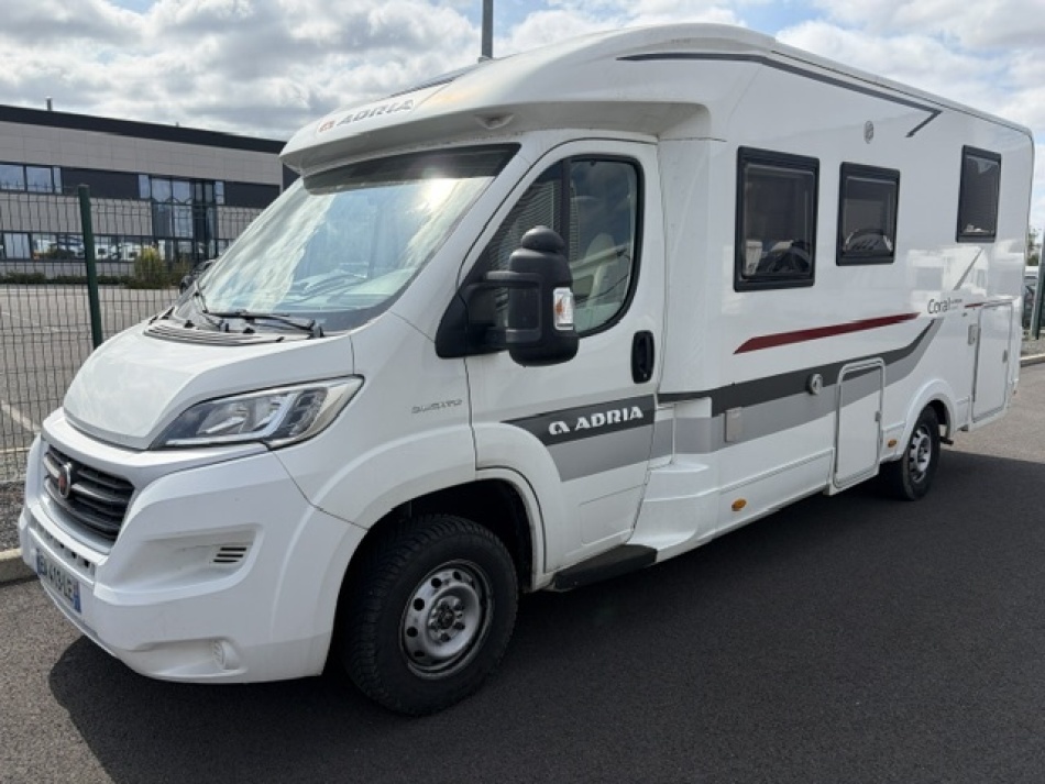 camping car ADRIA  CORAL SUPREME 600 SC mod&egrave;le 2016