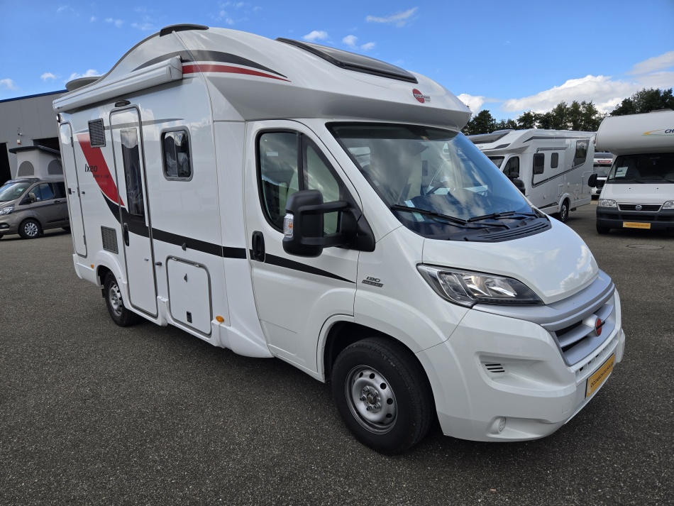 camping car BURSTNER  IXEO IT590 modèle 2015