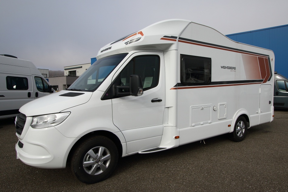 camping car WEINSBERG  CARACOMPACT SUITE MB 640 MEG C modèle 2025