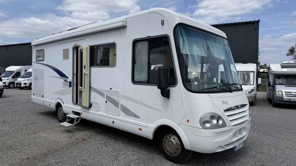 camping car NIESMANN BISCHOFF  FLAIR 8000EB mod&egrave;le 2005