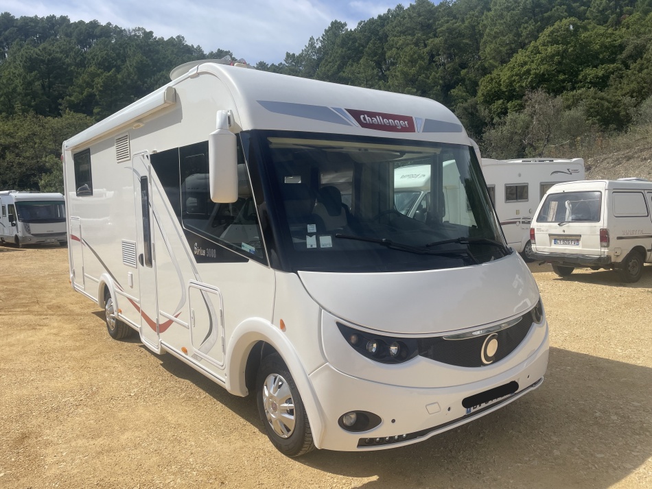 camping car CHALLENGER  SIRIUS 3088 modèle 2015