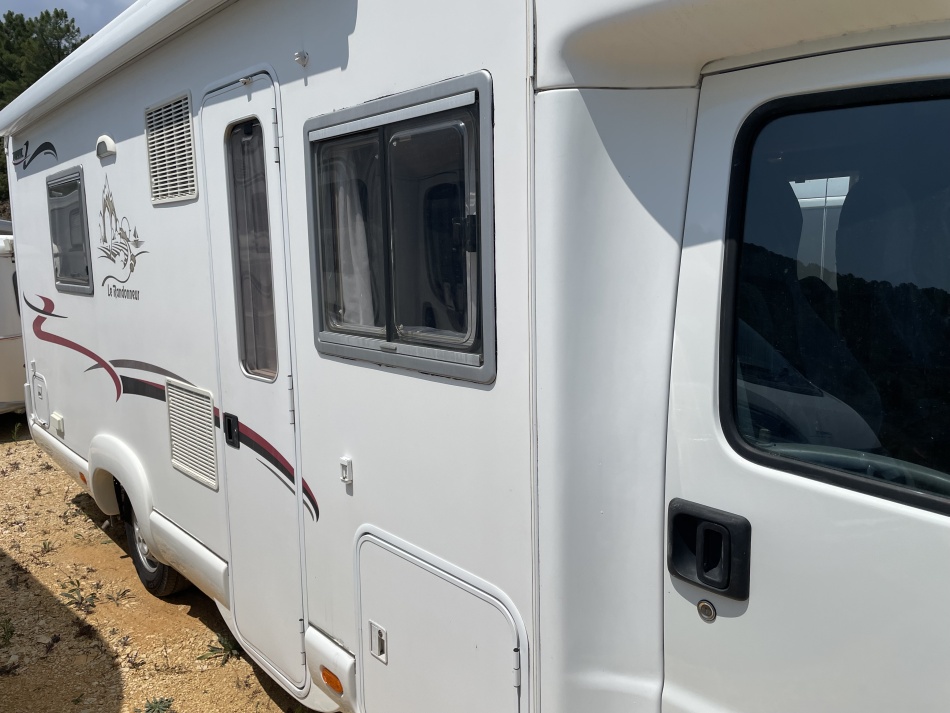 camping car RAPIDO  7099 7099C modèle 2006