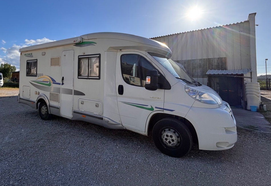 camping car CHAUSSON  WELCOM 85 mod&egrave;le 2008
