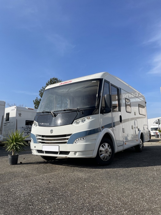 camping car DETHLEFFS  GLOBEBUS DETHLEFFS modèle 2015