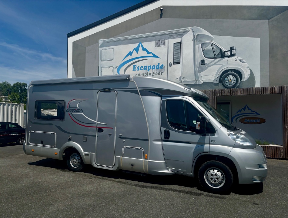 camping car HYMER  ERIBACAR CAR 653 modèle 2010