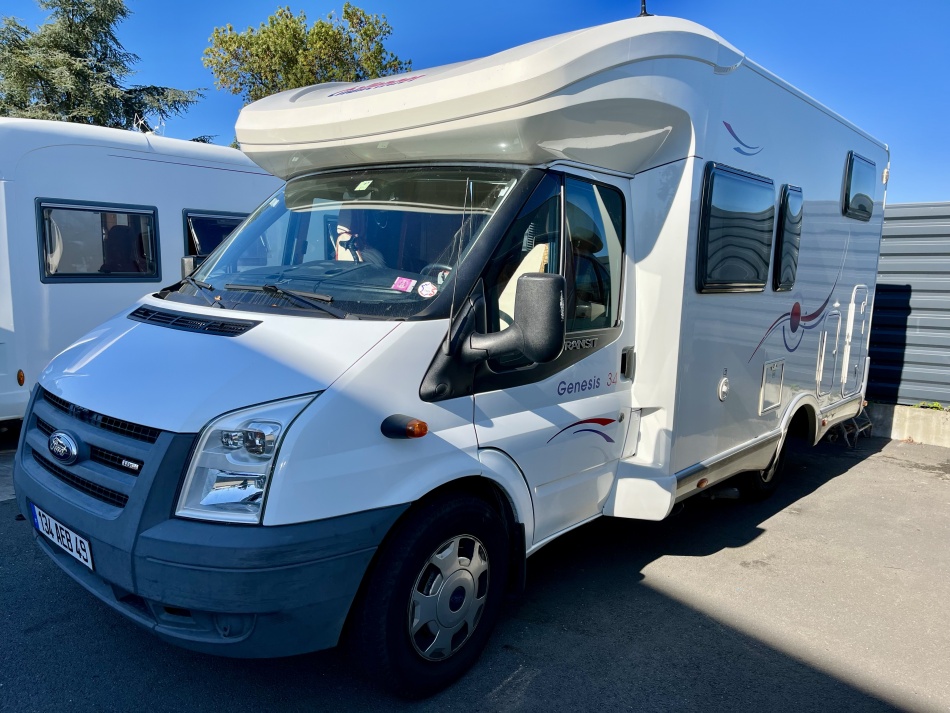 camping car CHALLENGER  GENESIS GENESIS 34 modèle 2009