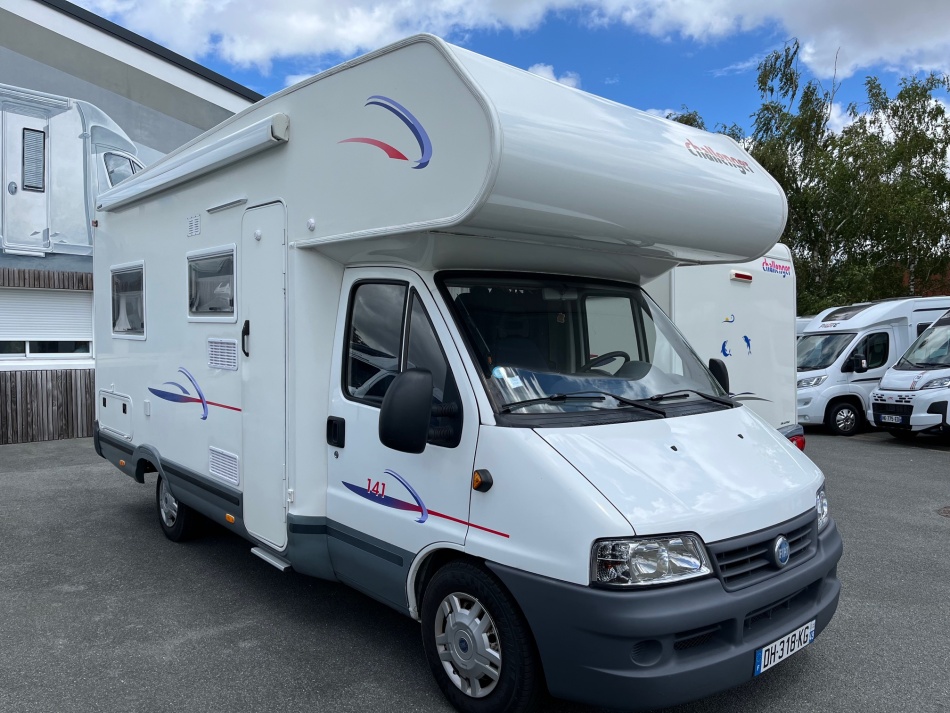 camping car CHALLENGER  CHALLENGER 141 mod&egrave;le 2003