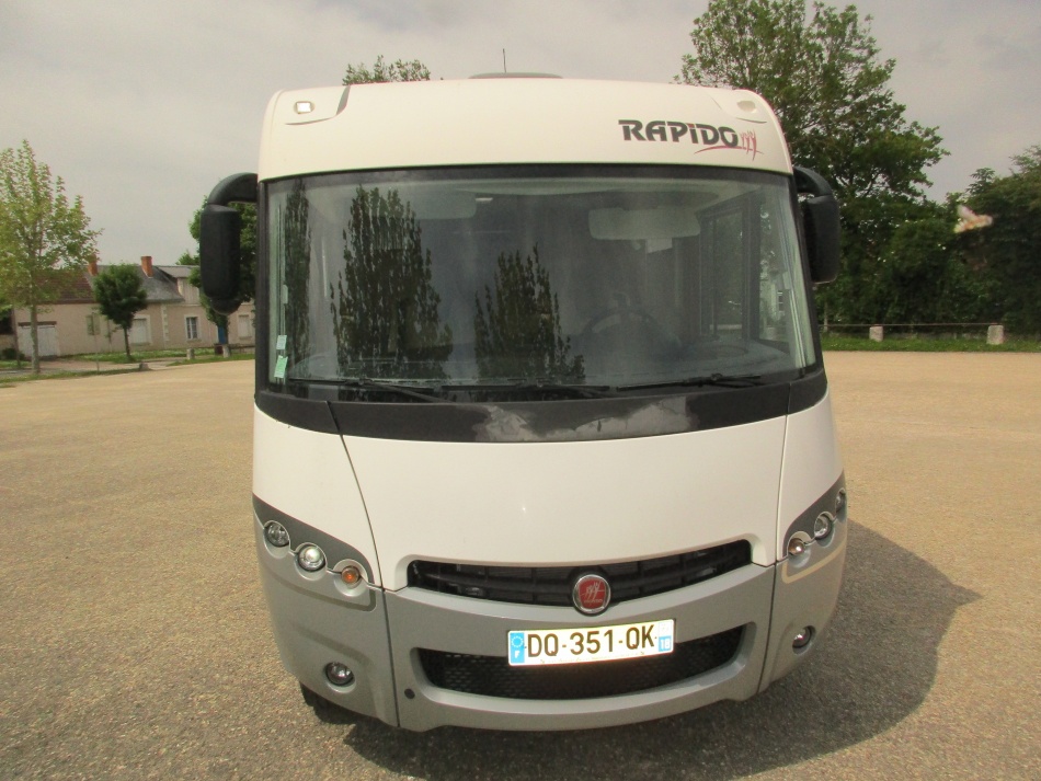 camping car RAPIDO  LE RANDONNEUR  866F modèle 2015