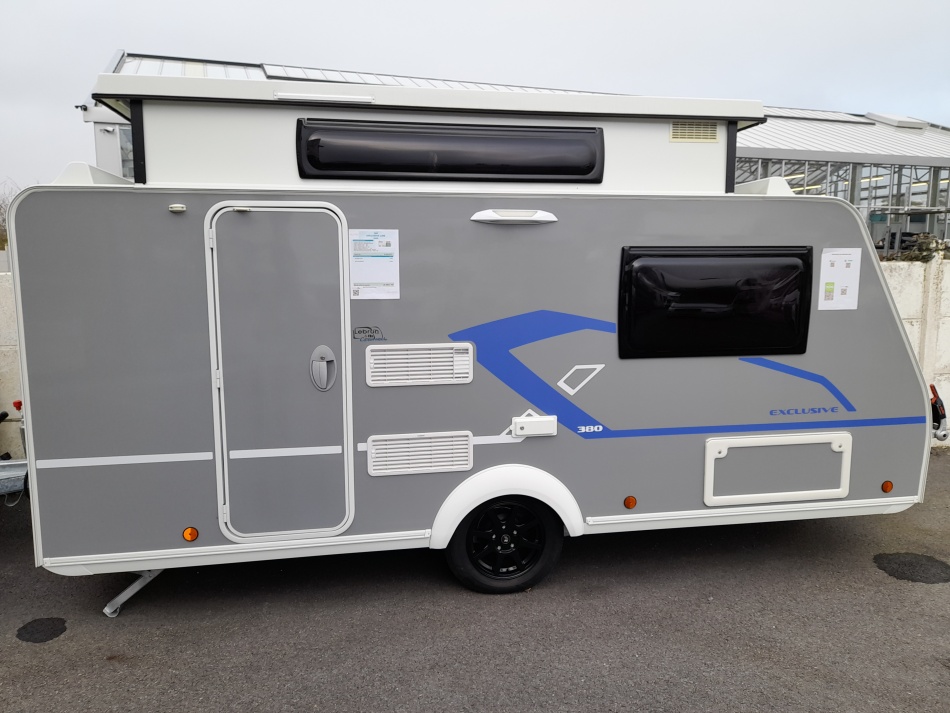 caravane SILVER  380 EXCLUSIVE LINE mod&egrave;le 2024