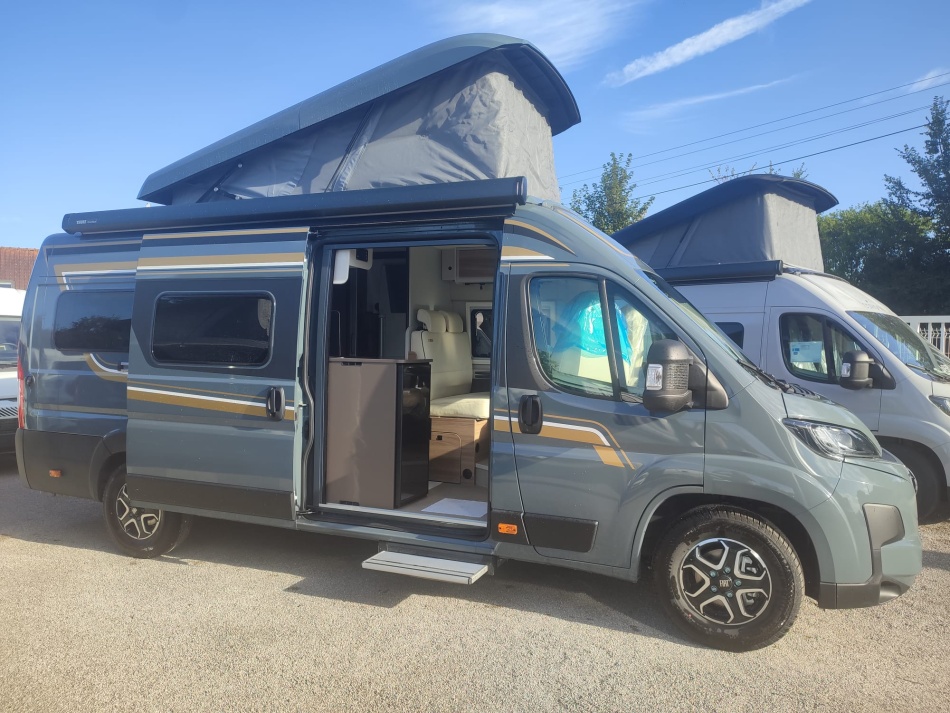 camping car BURSTNER  B 66 640 C mod&egrave;le 2027