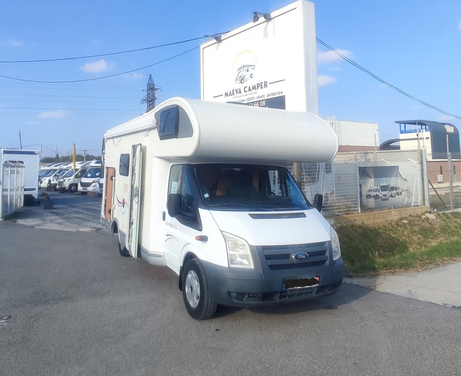 camping car CHALLENGER  GENESIS 43 mod&egrave;le 2010