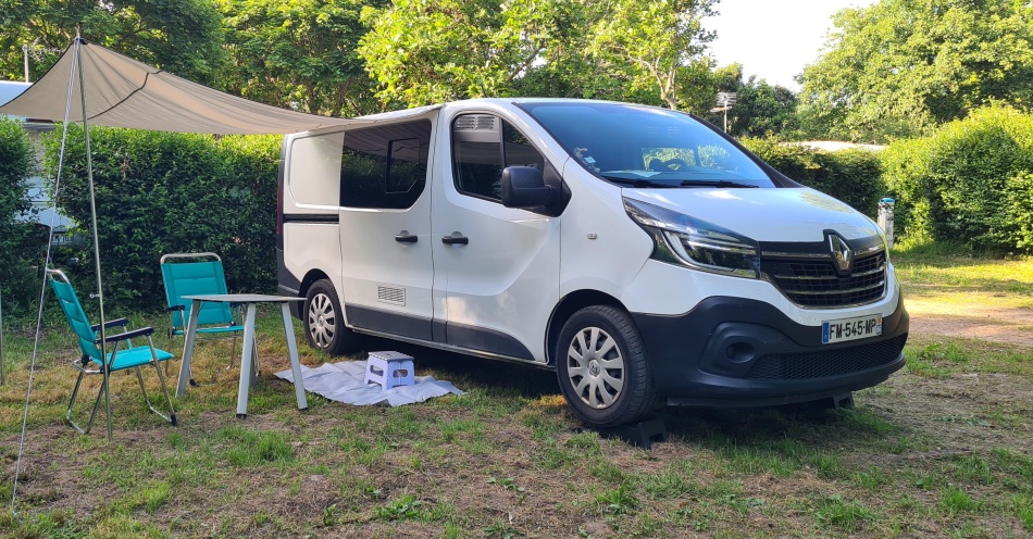camping car RENAULT  TRAFIC AMENAGE mod&egrave;le 2019