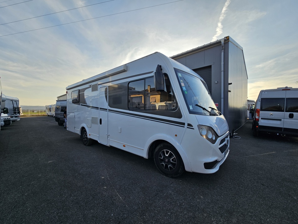 camping car CARADO  CLEVER + I449 modèle 2021