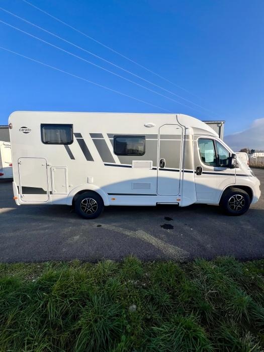 camping car CARADO  PRO V337 modèle 2024