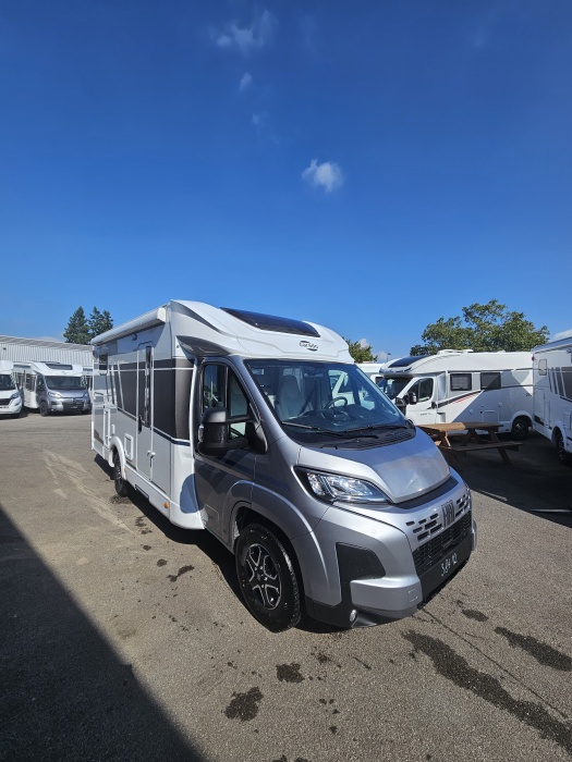 camping car CARADO  T 328 PRO+ modèle 2026