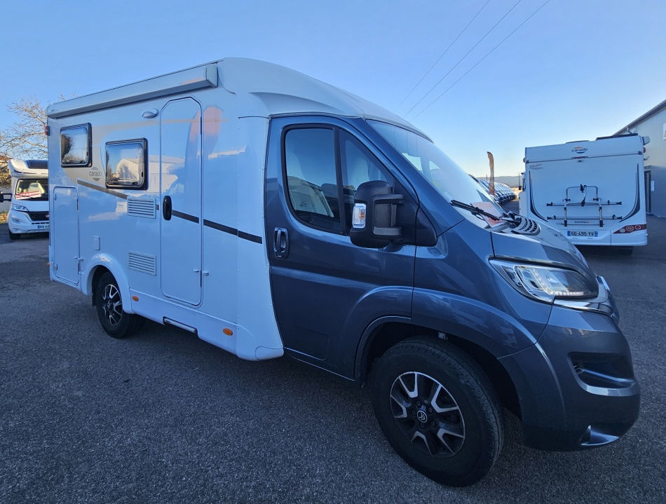 camping car CARADO  V 132 modèle 2020