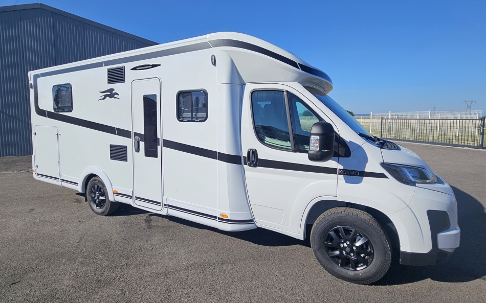 camping car LAIKA  KOSMO L412 DS mod&egrave;le 2026