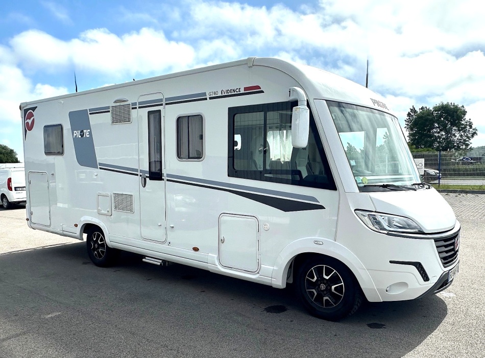 camping car PILOTE  EVIDENCE G 740 FC mod&egrave;le 2021