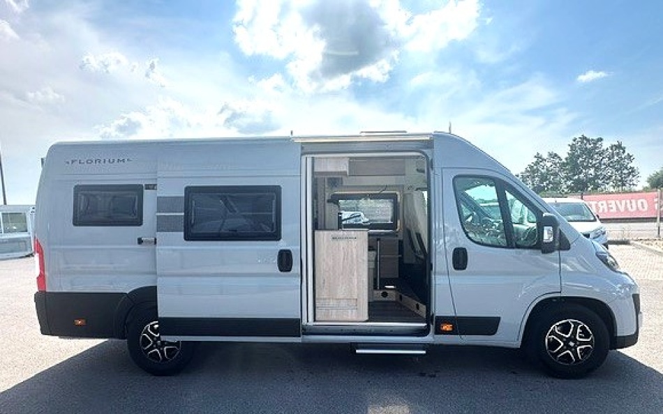 camping car FLORIUM  BLACK PEARL 63 LJ mod&egrave;le 2026