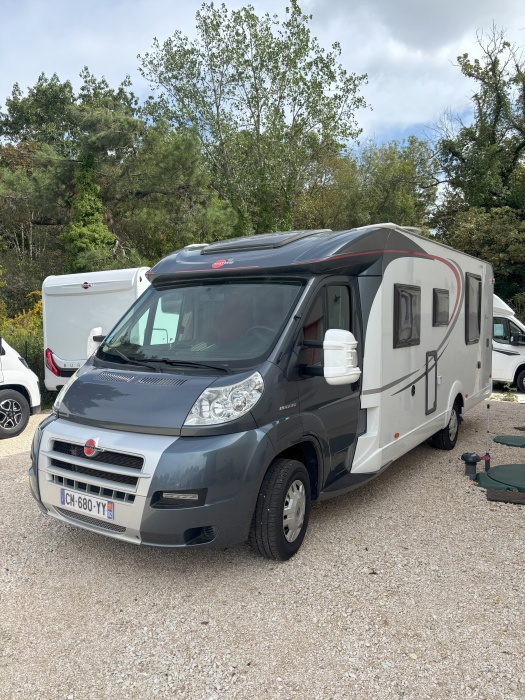 camping car BURSTNER  NEXXO TIME T740 modèle 2012