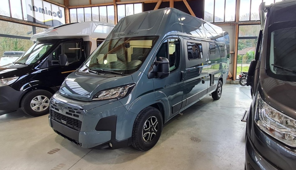 camping car FONT VENDOME  TERRAVAN  BVA 180CV modèle 2025